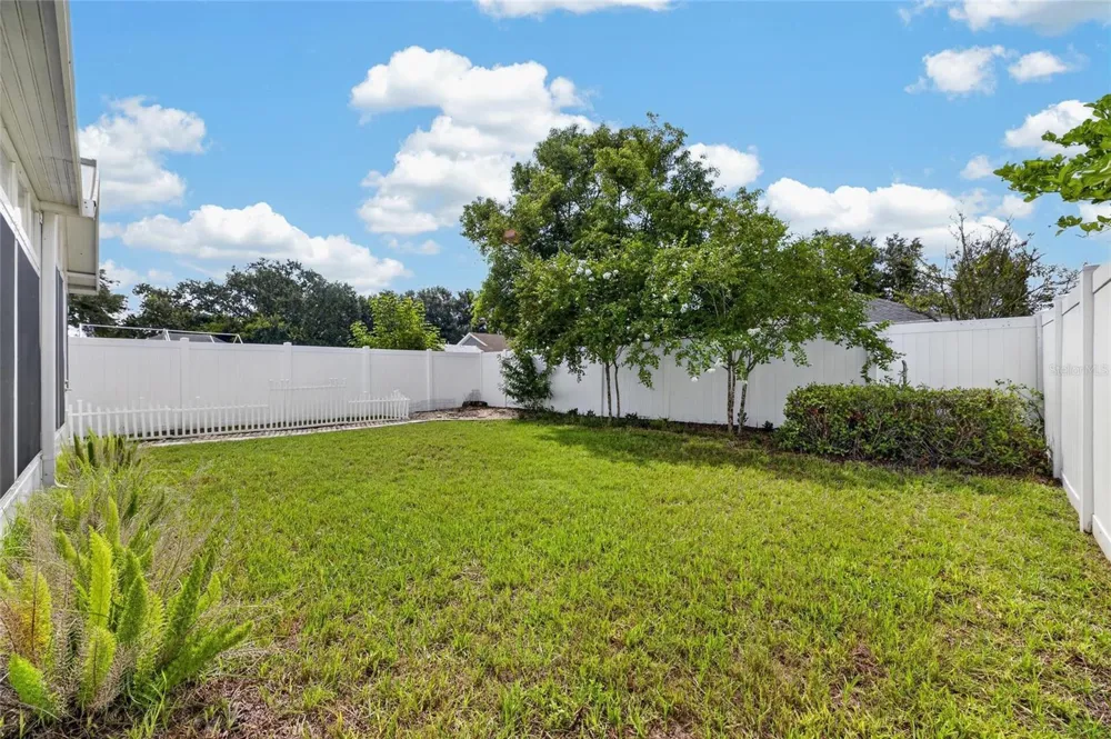 7629 DEVONBRIDGE GARDEN WAY Apollo Beach, FL 33572