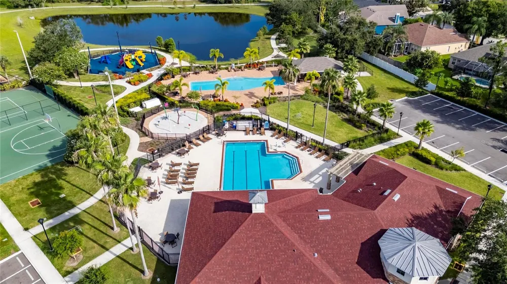 7629 DEVONBRIDGE GARDEN WAY Apollo Beach, FL 33572