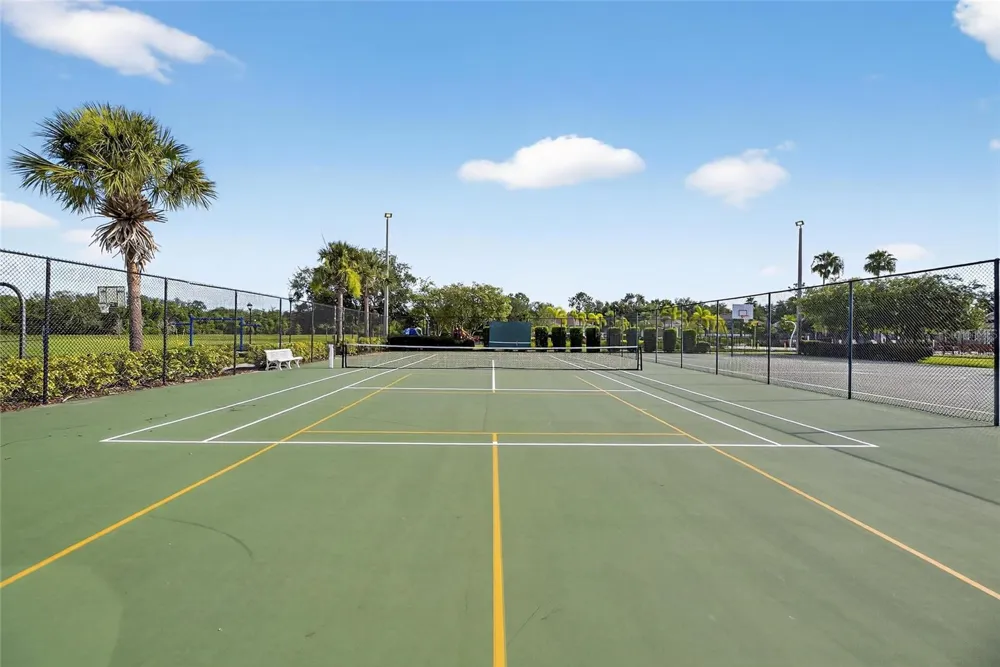 7629 DEVONBRIDGE GARDEN WAY Apollo Beach, FL 33572