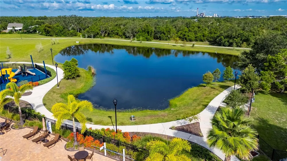 7629 DEVONBRIDGE GARDEN WAY Apollo Beach, FL 33572