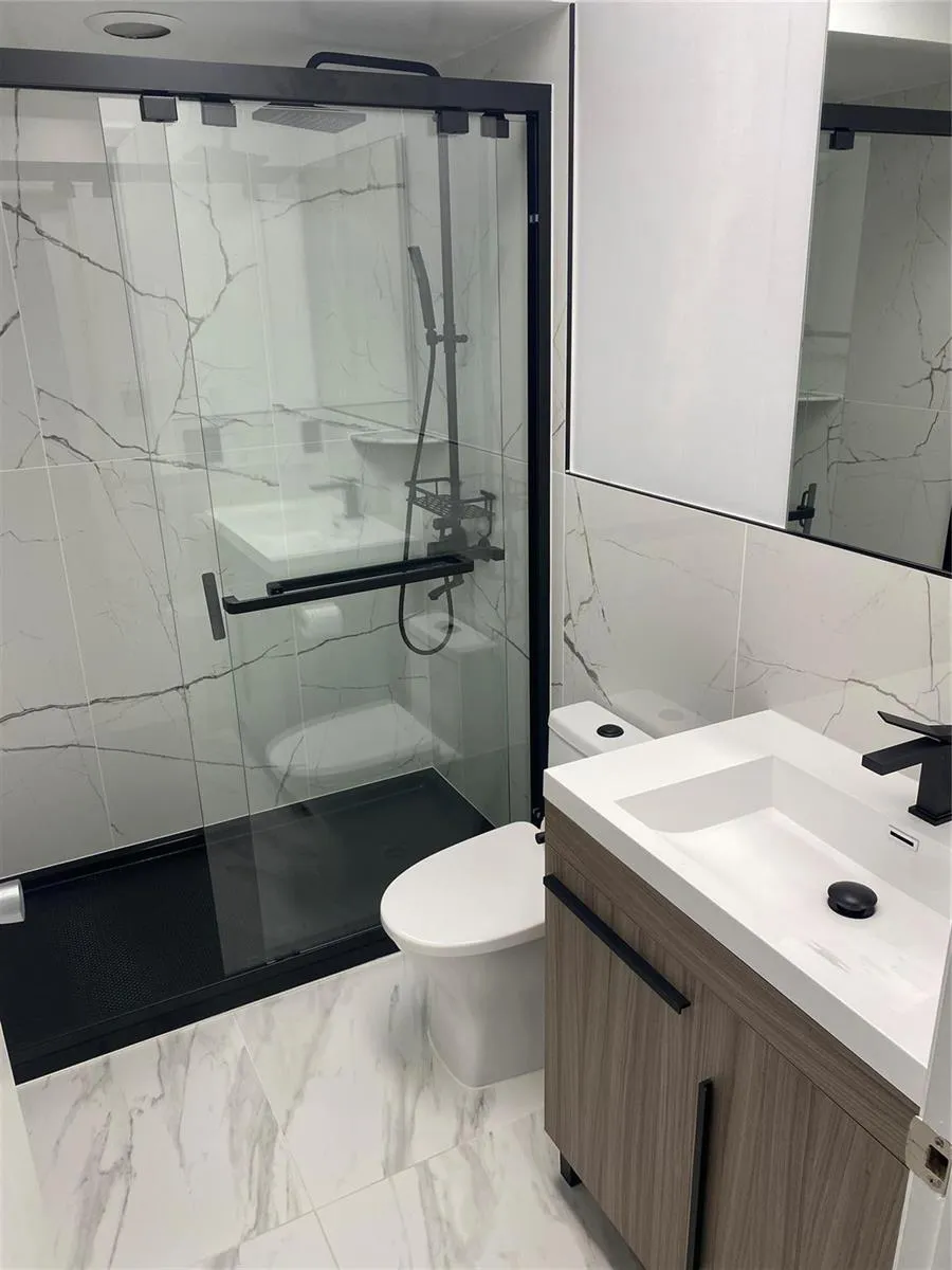 9760 NW 18th Drive Plantation, FL 33322