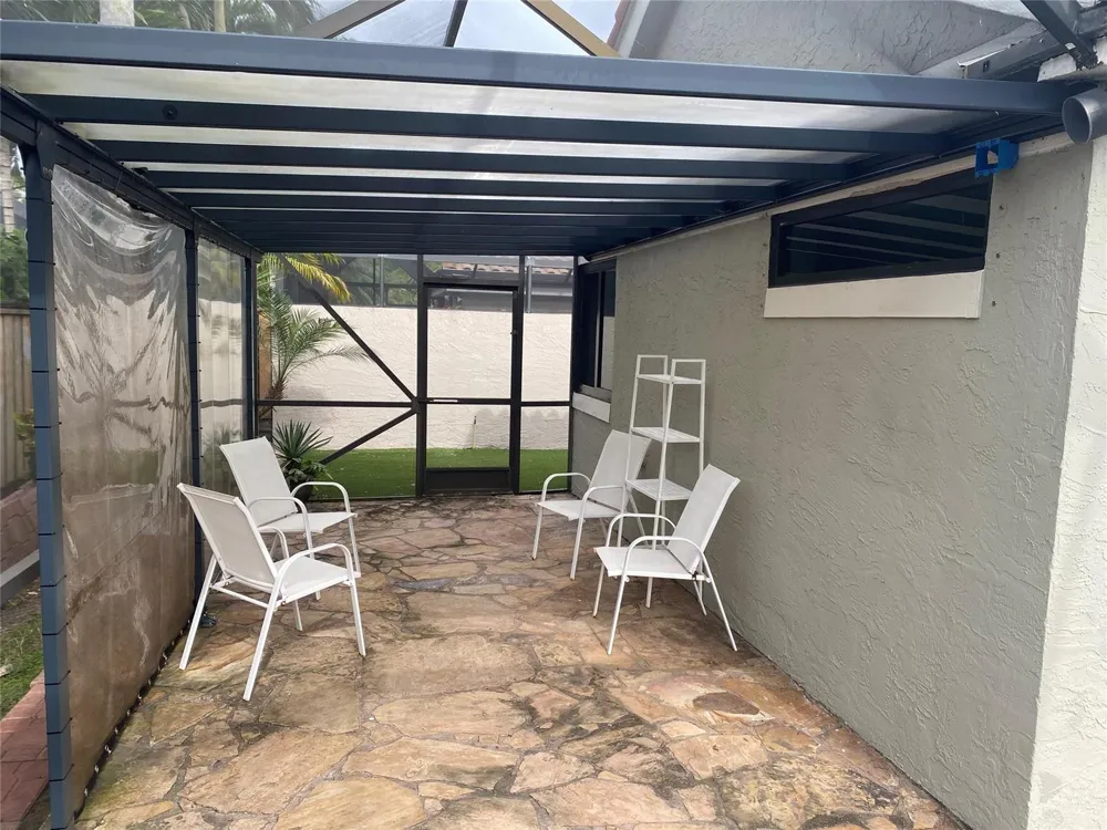 9760 NW 18th Drive Plantation, FL 33322