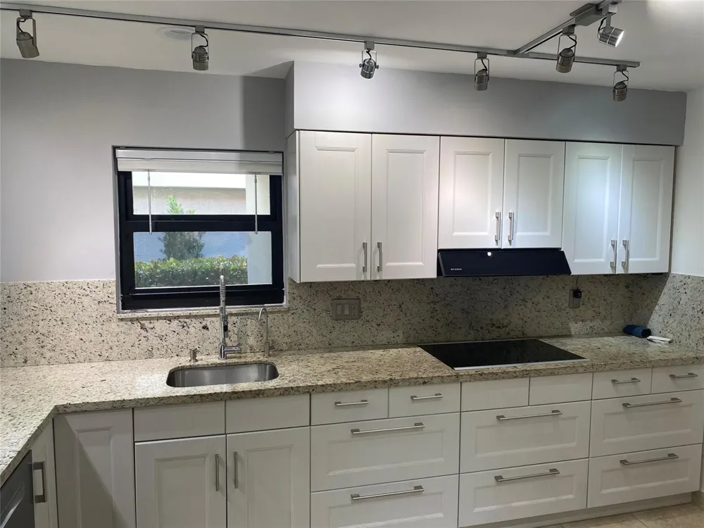 9760 NW 18th Drive Plantation, FL 33322