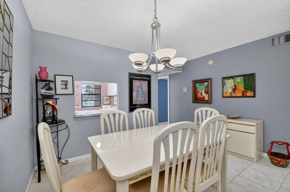145 Lake Nancy Lane #128 West Palm Beach, FL 33411