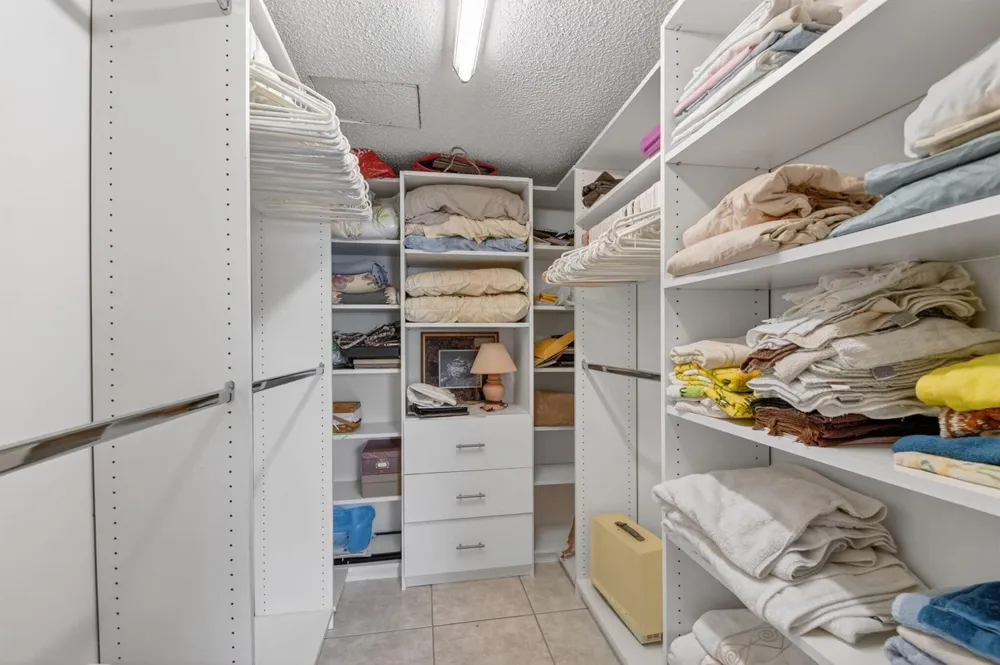 145 Lake Nancy Lane #128 West Palm Beach, FL 33411
