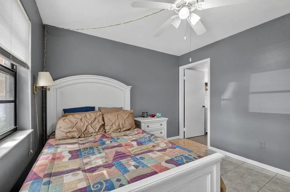 145 Lake Nancy Lane #128 West Palm Beach, FL 33411