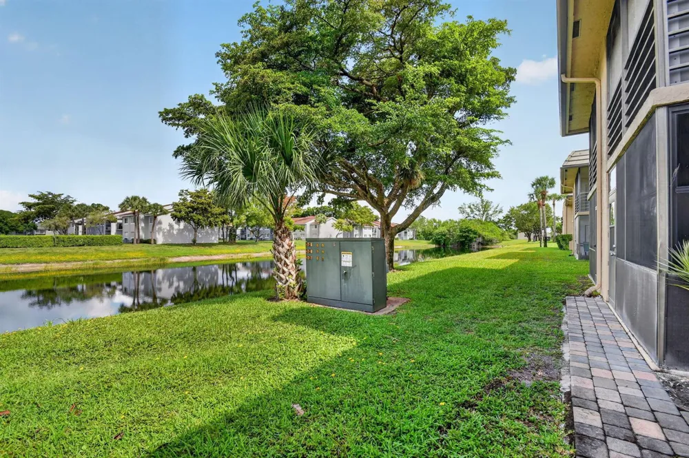 145 Lake Nancy Lane #128 West Palm Beach, FL 33411