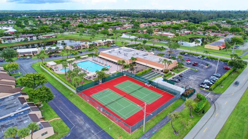 145 Lake Nancy Lane #128 West Palm Beach, FL 33411