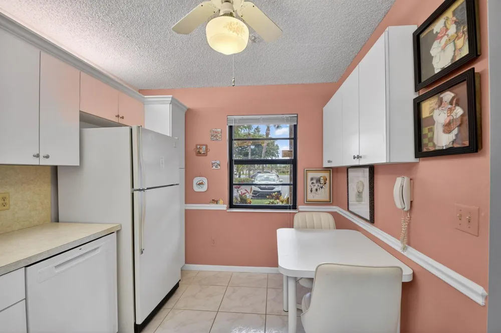 145 Lake Nancy Lane #128 West Palm Beach, FL 33411