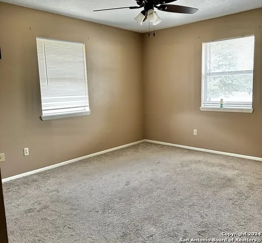 125 Bluebonnet Uvalde, TX 78801