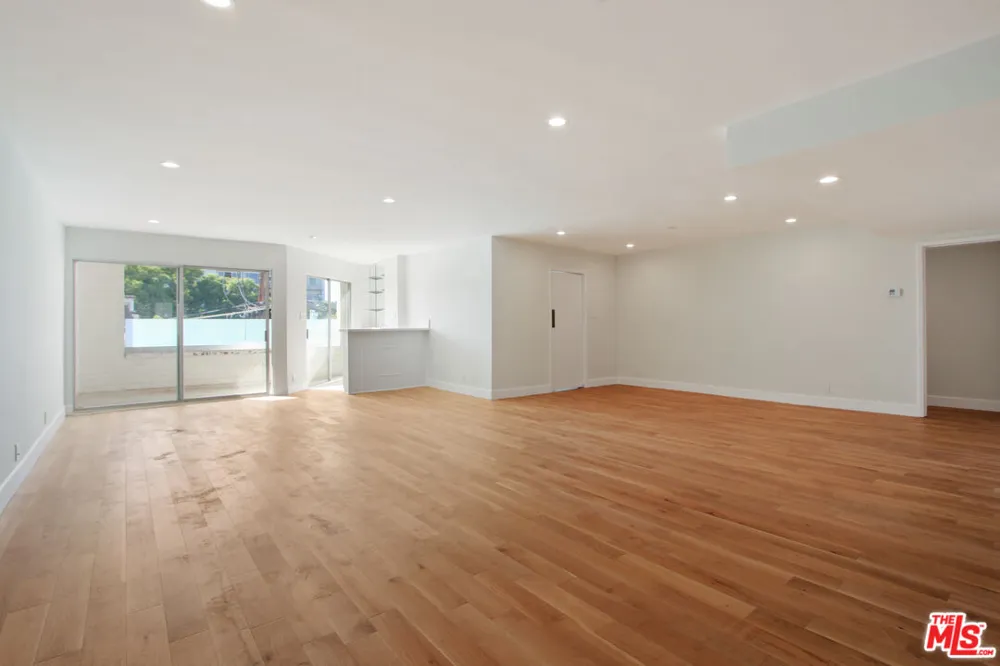 339 Oakhurst Drive Beverly Hills, CA 90210