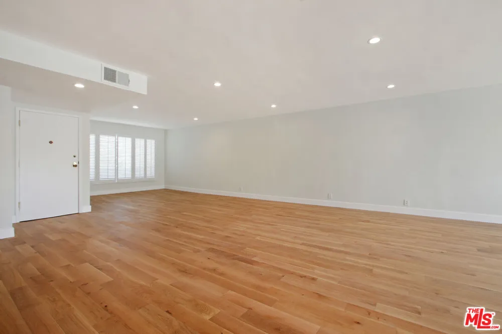 339 Oakhurst Drive Beverly Hills, CA 90210