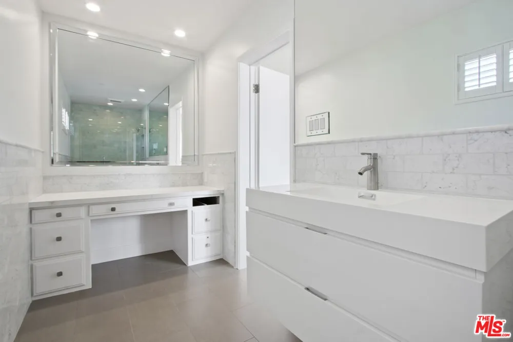 339 Oakhurst Drive Beverly Hills, CA 90210