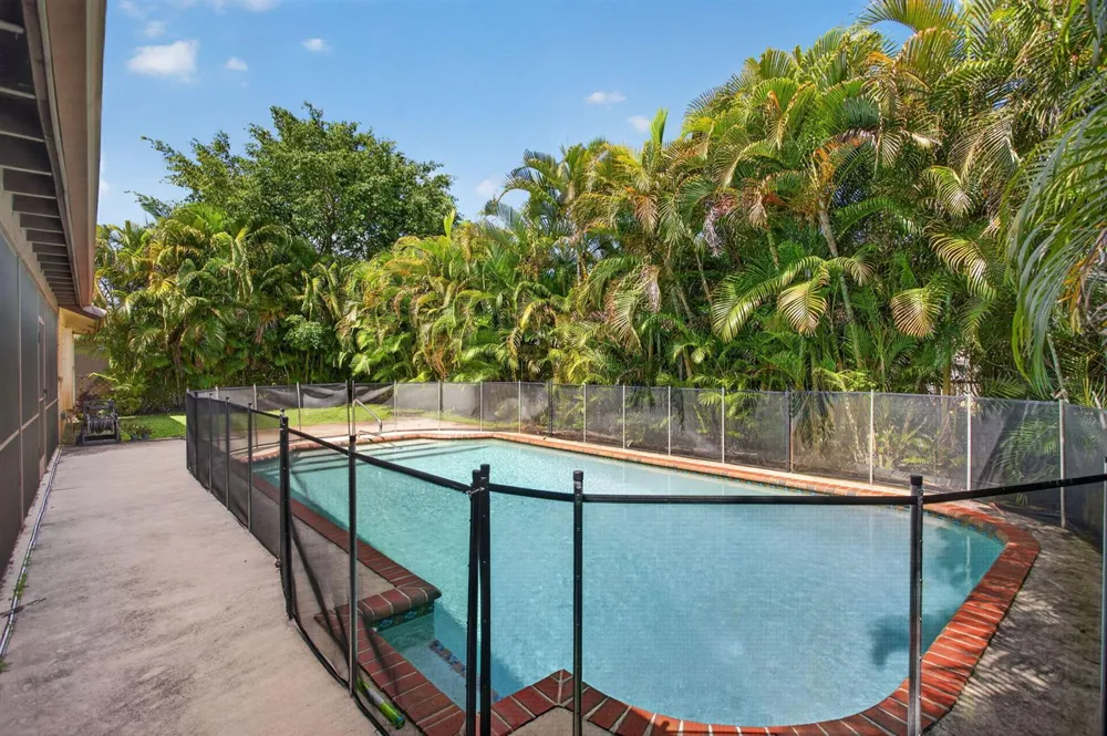 1311 NW 111th Way Coral Springs, FL 33071