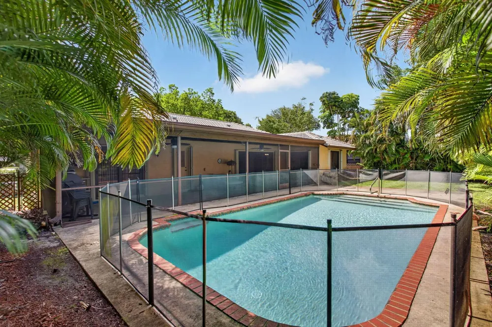 1311 NW 111th Way Coral Springs, FL 33071