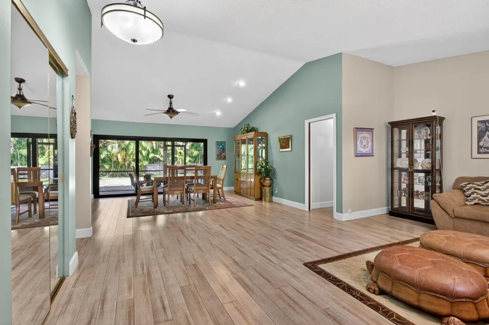 1311 NW 111th Way Coral Springs, FL 33071