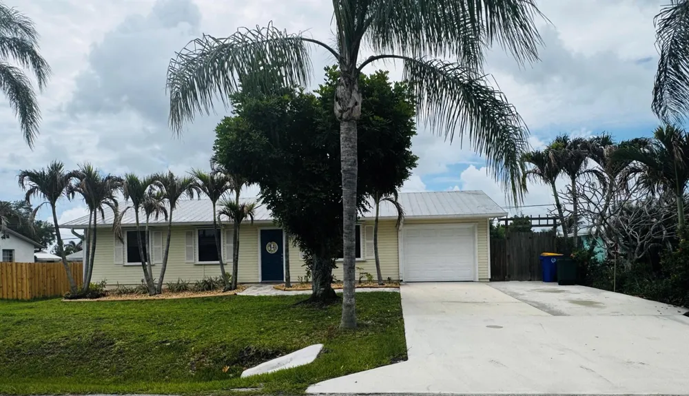 1918 SE Monroe Street Stuart, FL 34997