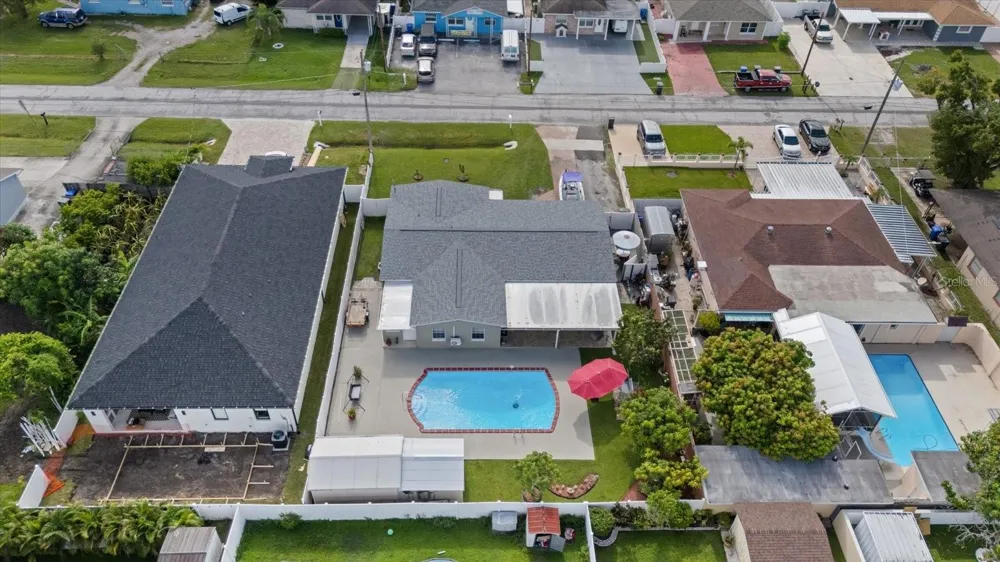5809 HALE AVENUE Tampa, FL 33614