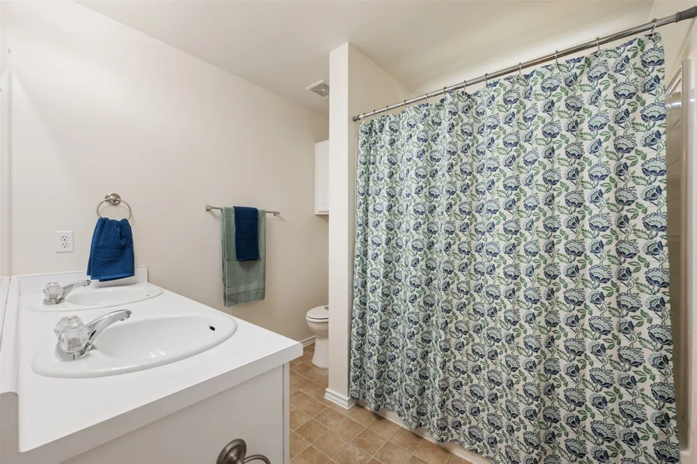 311 Phillips Street Hutto, TX 78634