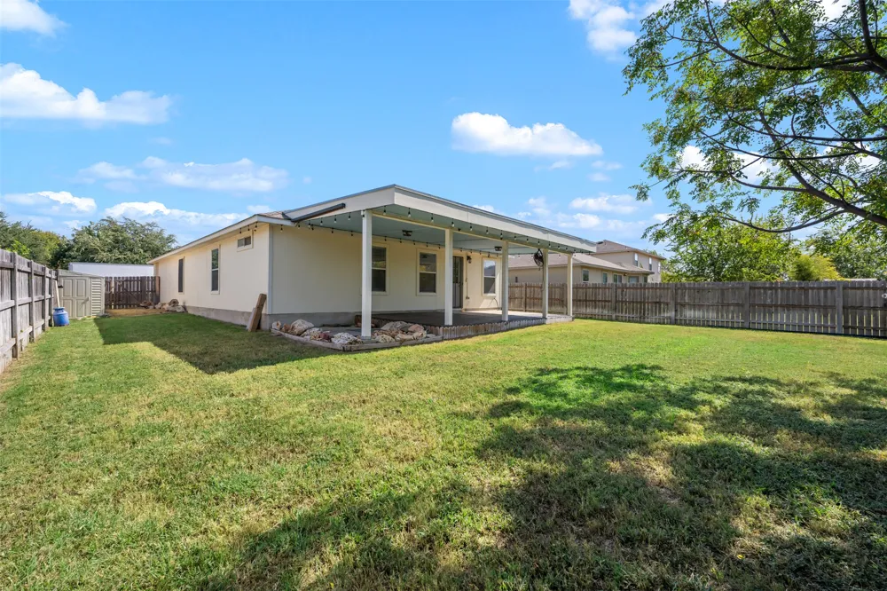 311 Phillips Street Hutto, TX 78634