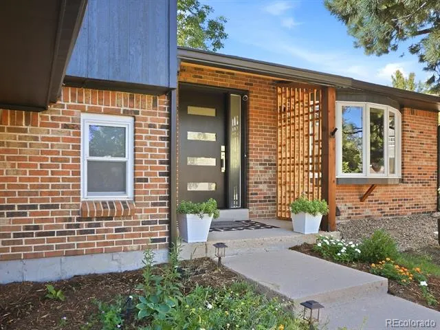 7551 S Madison Circle Centennial, CO 80122