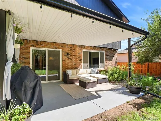 7551 S Madison Circle Centennial, CO 80122
