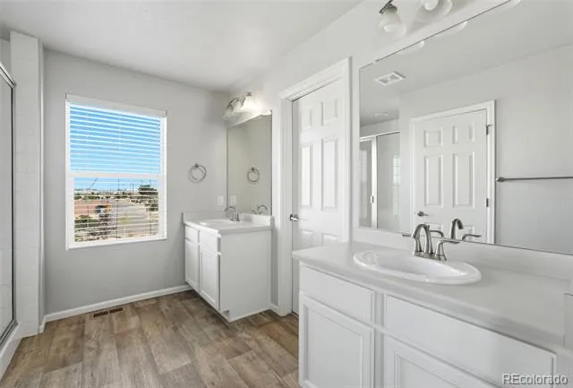 16291 Bolling Drive Denver, CO 80239