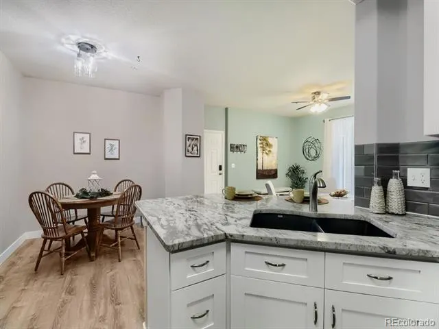 1672 W Canal Circle #415 Littleton, CO 80120