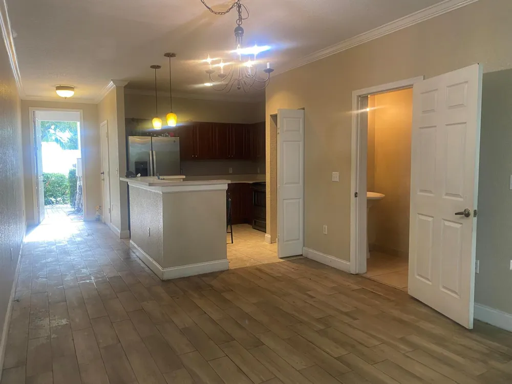 8214 Prestige Commons Drive #8214 Tamarac, FL 33321