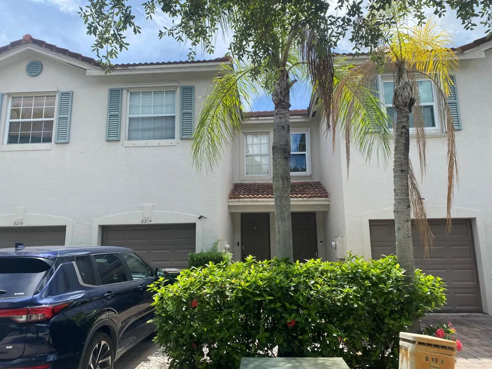 8214 Prestige Commons Drive #8214 Tamarac, FL 33321