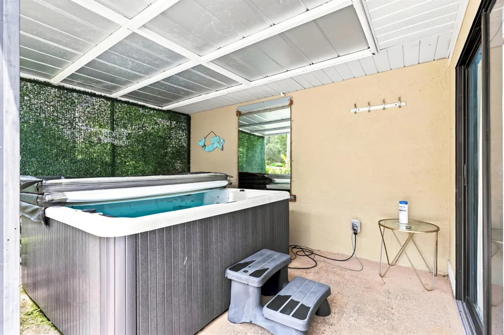 2526 SE Victory Avenue Port St. Lucie, FL 34952