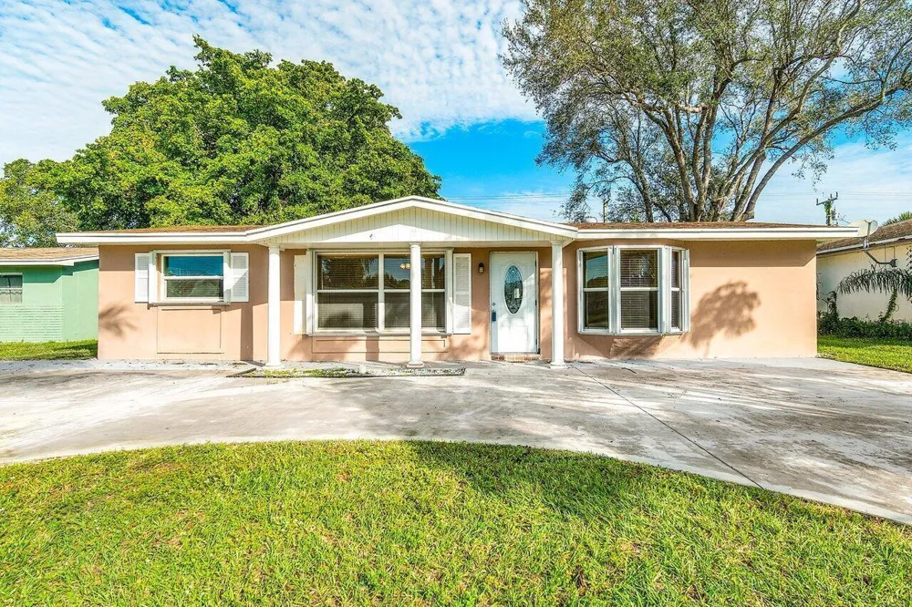 4271 Empress Street Palm Beach Gardens, FL 33410