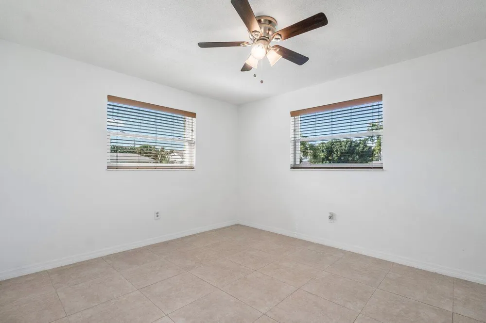 4271 Empress Street Palm Beach Gardens, FL 33410