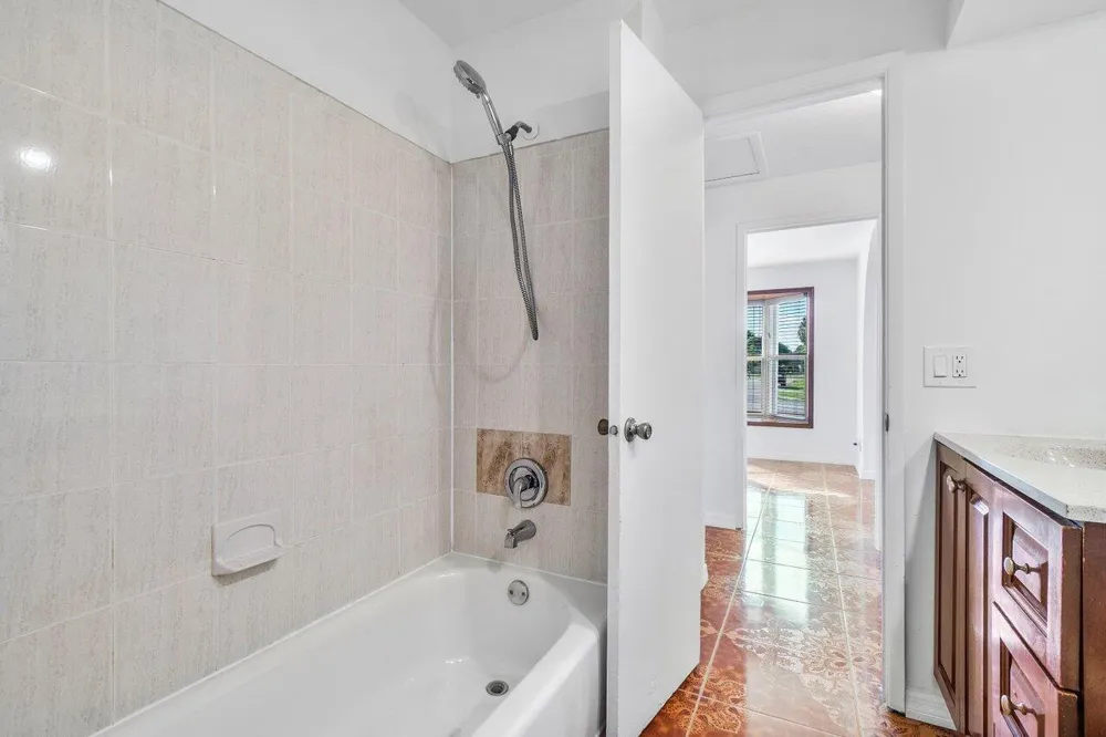 4271 Empress Street Palm Beach Gardens, FL 33410