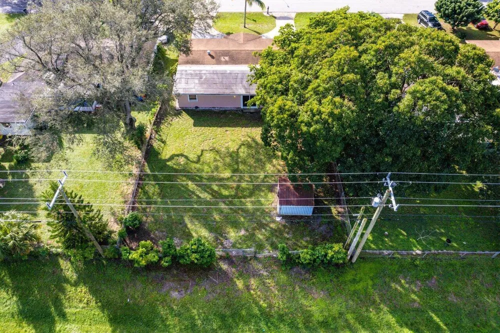 4271 Empress Street Palm Beach Gardens, FL 33410