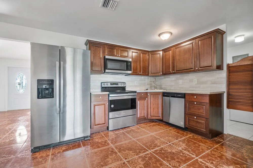 4271 Empress Street Palm Beach Gardens, FL 33410