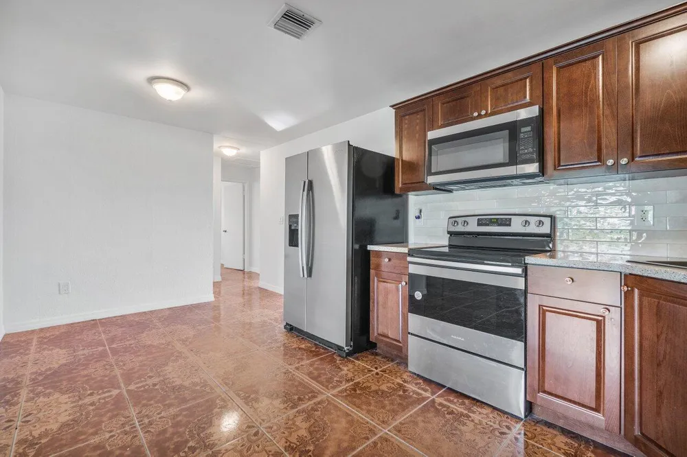 4271 Empress Street Palm Beach Gardens, FL 33410