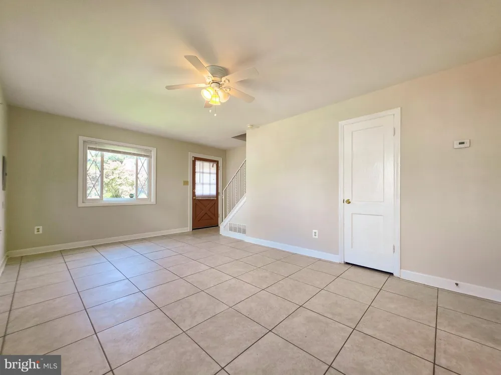 5818 FIFER DRIVE Alexandria, VA 22303