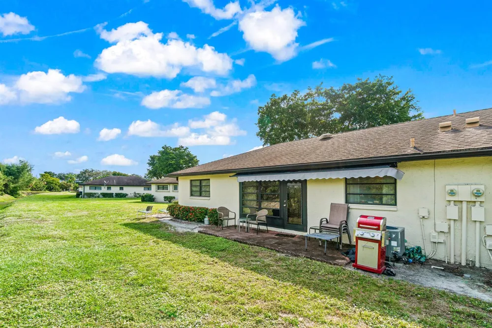 4863 Hawkwood Road #B Boynton Beach, FL 33436
