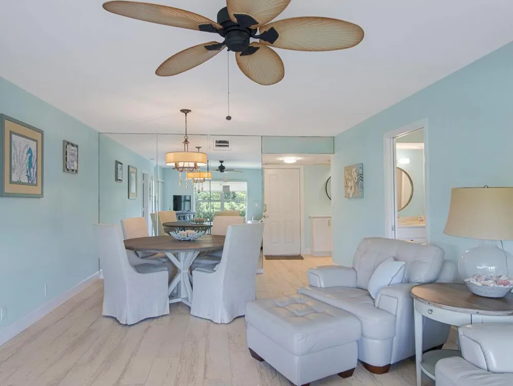 5560 TAMBERLANE CIRCLE #324 Palm Beach Gardens, FL 33418