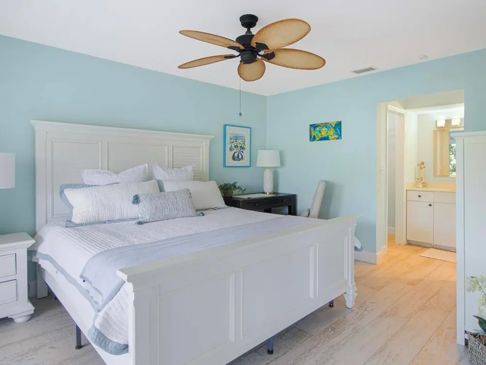 5560 TAMBERLANE CIRCLE #324 Palm Beach Gardens, FL 33418