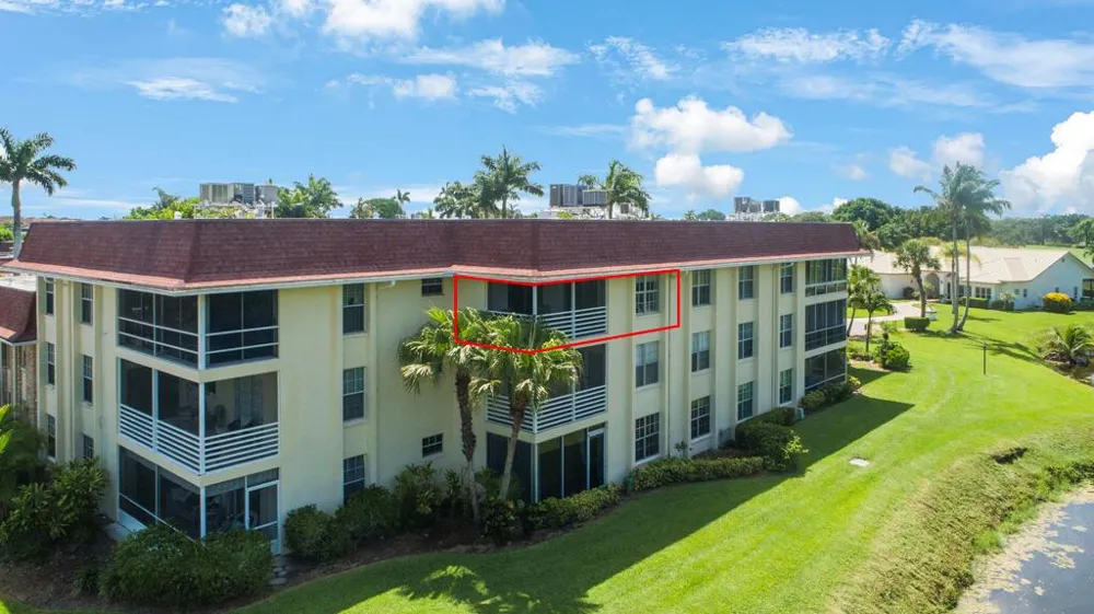 5560 TAMBERLANE CIRCLE #324 Palm Beach Gardens, FL 33418
