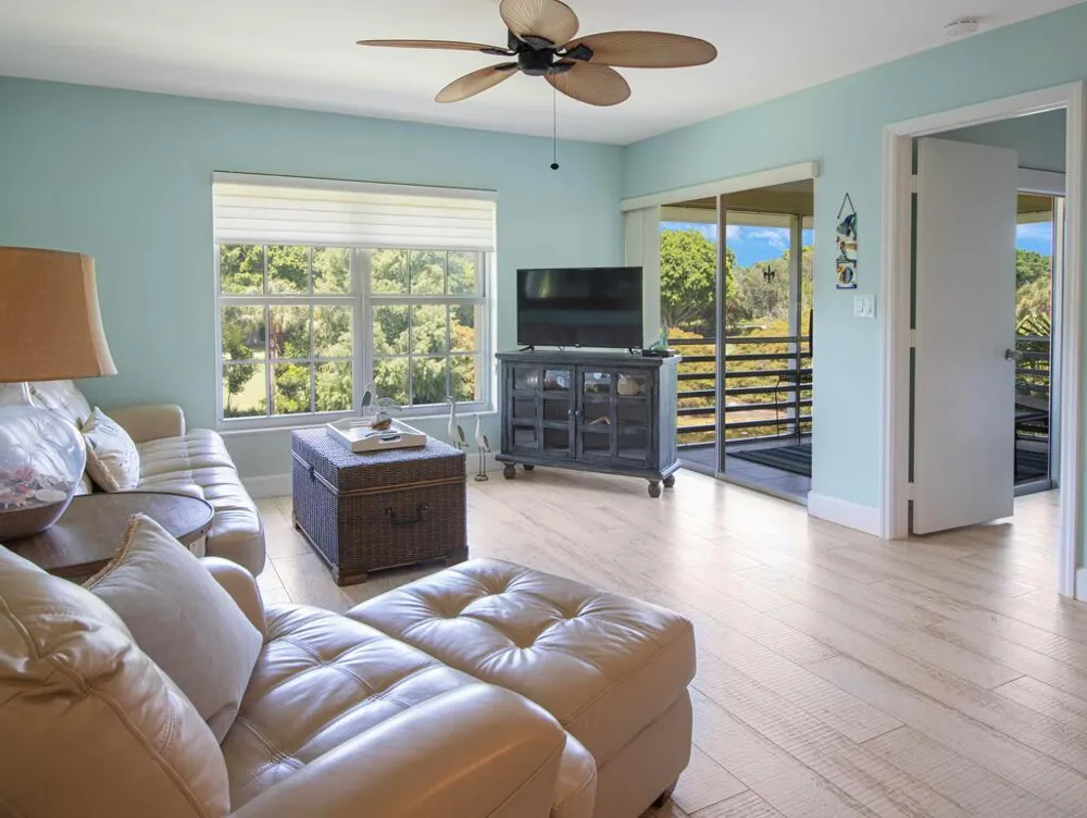 5560 TAMBERLANE CIRCLE #324 Palm Beach Gardens, FL 33418
