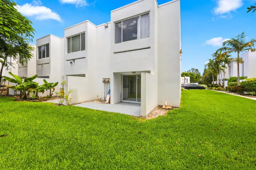 5120 Elmhurst Road #A West Palm Beach, FL 33417