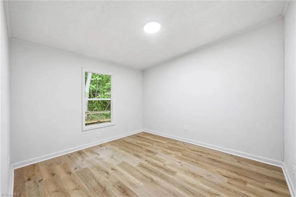 1402 Good Hope Drive Walnut Cove, NC 27052