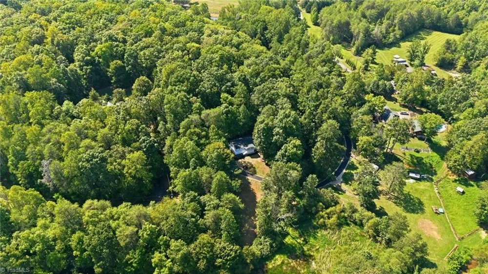 1402 Good Hope Drive Walnut Cove, NC 27052