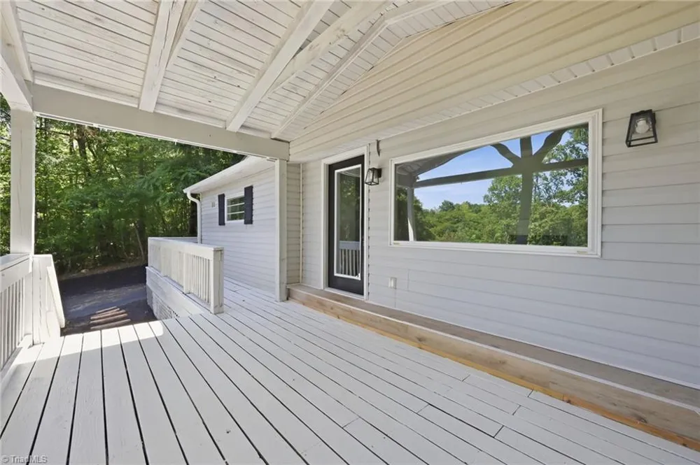 1402 Good Hope Drive Walnut Cove, NC 27052