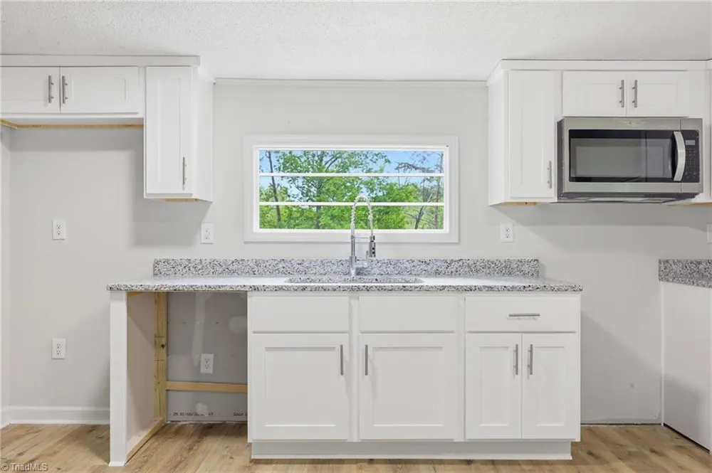1402 Good Hope Drive Walnut Cove, NC 27052