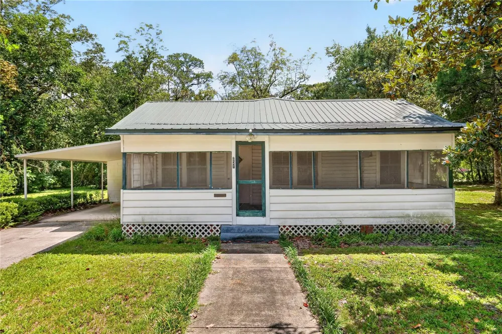 321 NE 11TH STREET Gainesville, FL 32601