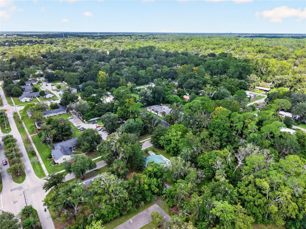 321 NE 11TH STREET Gainesville, FL 32601